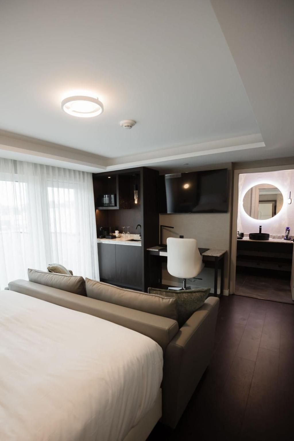 Vanderhoof The Reid Hotel מראה חיצוני תמונה
